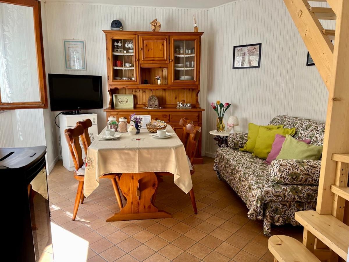 Casa Elena Lejlighed Sueglio Eksteriør billede