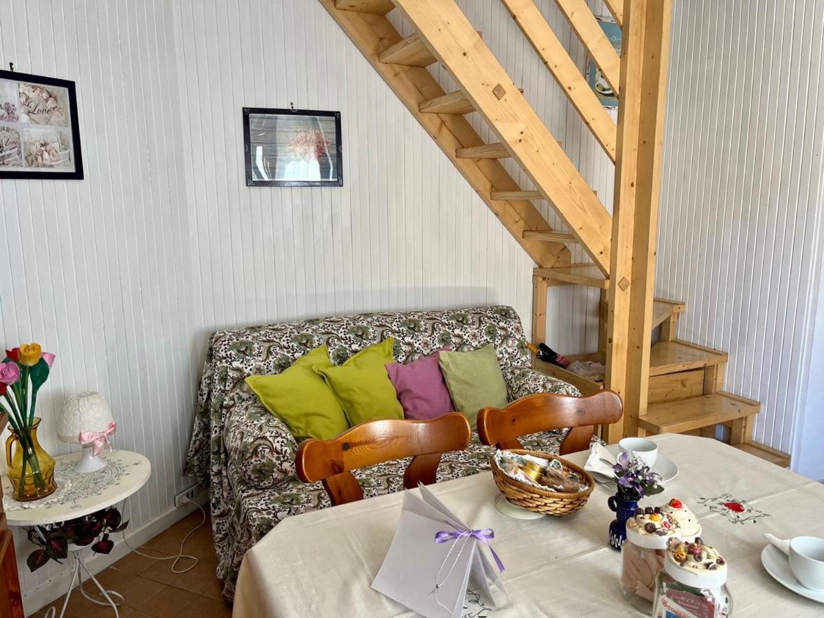 Casa Elena Lejlighed Sueglio Eksteriør billede